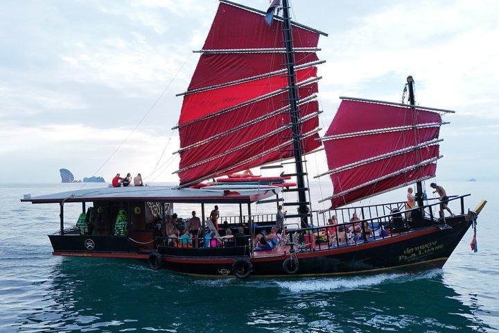 Krabi 4 Island Sunset Snorkeling Cruise + Bioluminescent Swim
