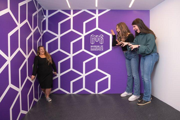 Museum of Illusions Minneapolis Admission Ticket