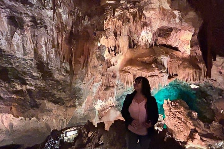 Private Tour to Mira de Aire Caves and Porto de Mós Castle