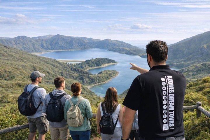 Full Day Tour Sete Cidades & Lagoa do Fogo with Lunch
