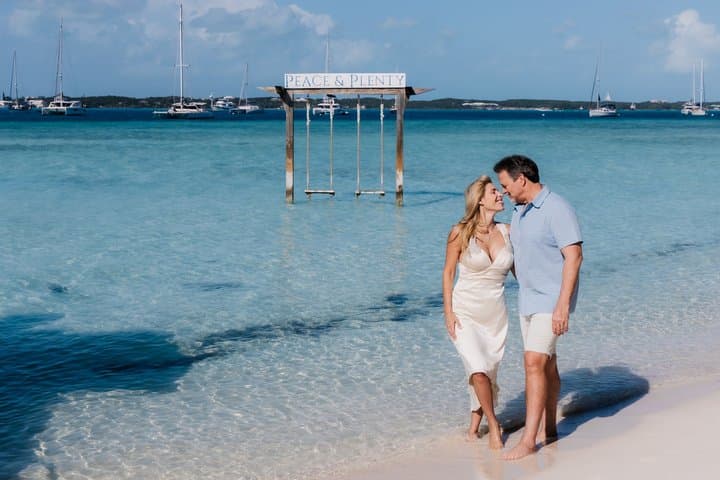 Private Vacation Photoshoot with Photographer Georgetown Bahamas