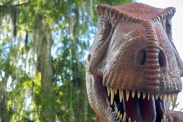 Dinosaur World Cave City