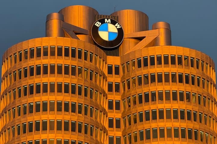 Private Olympiapark and BMW Museum Experience in Munich
