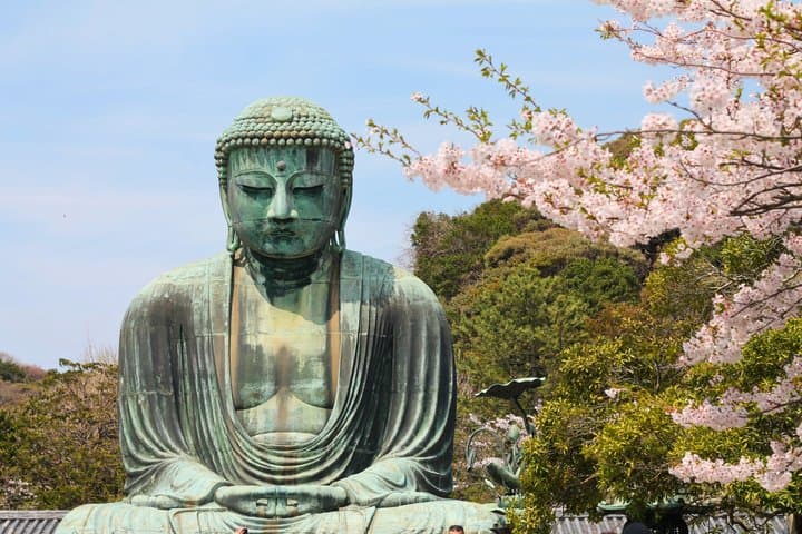 Kamakura & Enoshima Private Half-Day Walking Tour with Jeremy