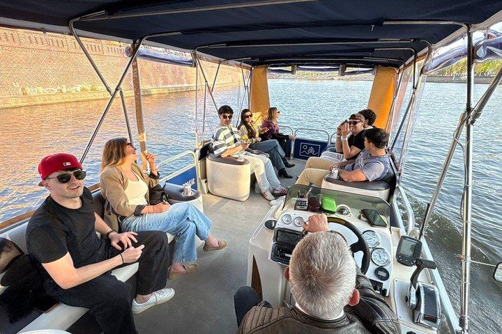 Wroclaw: Premium Catamaran Cruise at BARBARKA Riverside Bar