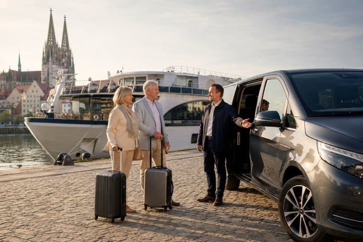 Regensburg to Prague Private Transfer for Danube Cruises
