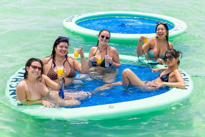 Key West's Island Adventure Sandbar Tour with Kayaking