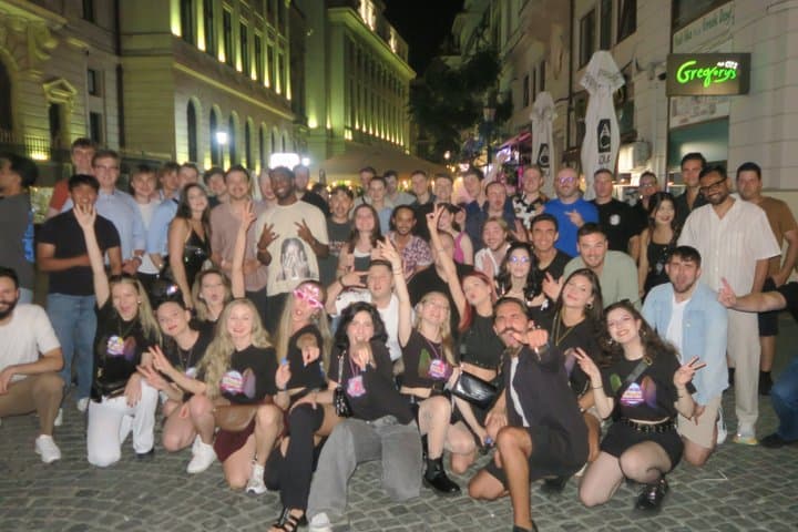 Bucharest Pub Crawl in the Old Town