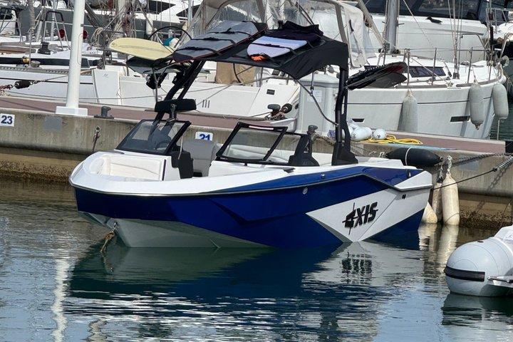 Private Wakesurf Wakeboard & Boat Experience Saint-Tropez