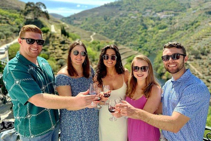 Douro Valley Tour: 2 Vineyard Visits, River Cruise, Winery Lunch