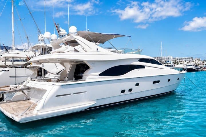 Private Luxury Yacht Charter in Marbella and Puerto Banús