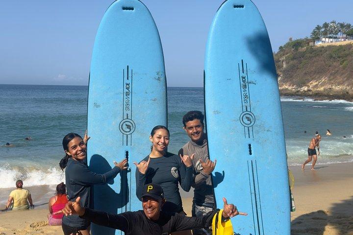 Surf Lessons in Puerto Escondido for beginners