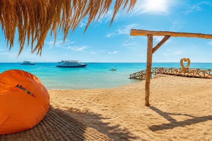 Magawish Island Snorkeling, Diving Cruise With Lunch – Hurghada