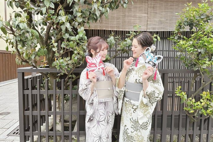 Kawagoe: Family-Friendly Kimono & Yukata Experience at WARGO