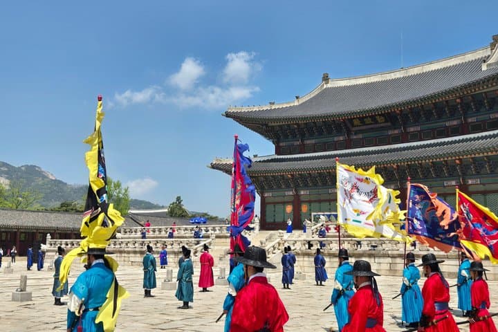 Private Layover Tour from Incheon Airport to Seoul
