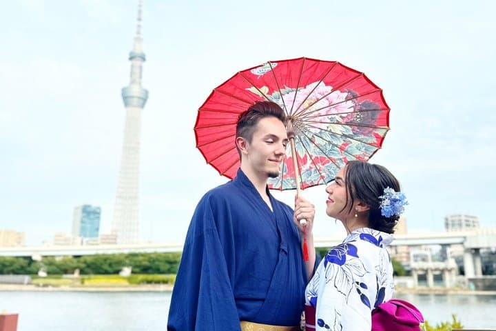 Asakusa: Family-Friendly Kimono & Yukata Experience at WARGO