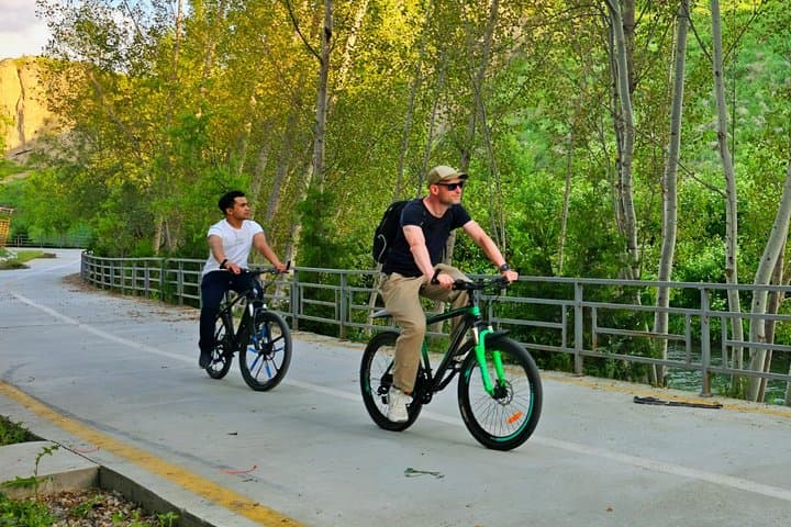 Samarkand Bike Tour: Top Highlights & Hidden Neighbourhoods