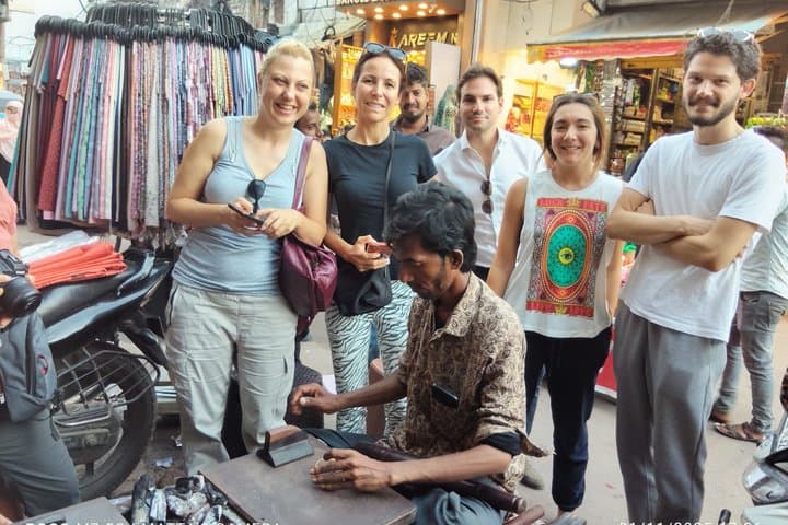 Hyderabad: Old City Palace, Museum & Residency with Cultural Walk