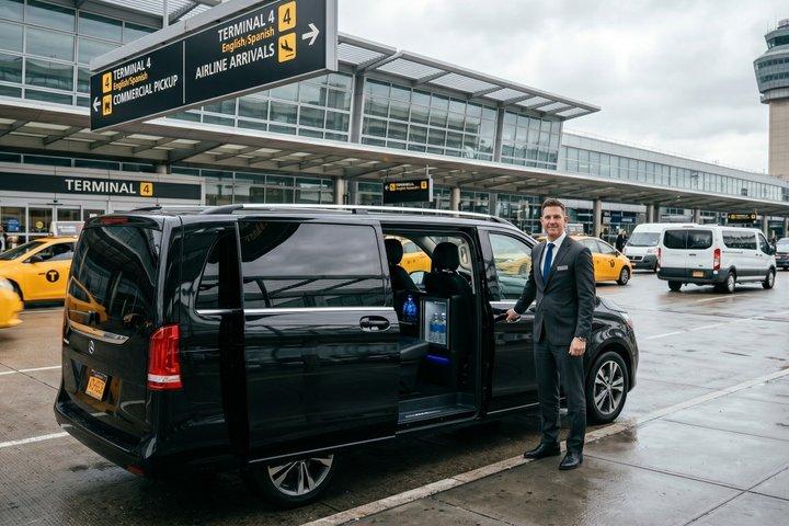New York: JFK Airport Private Transfer to/from Manhattan