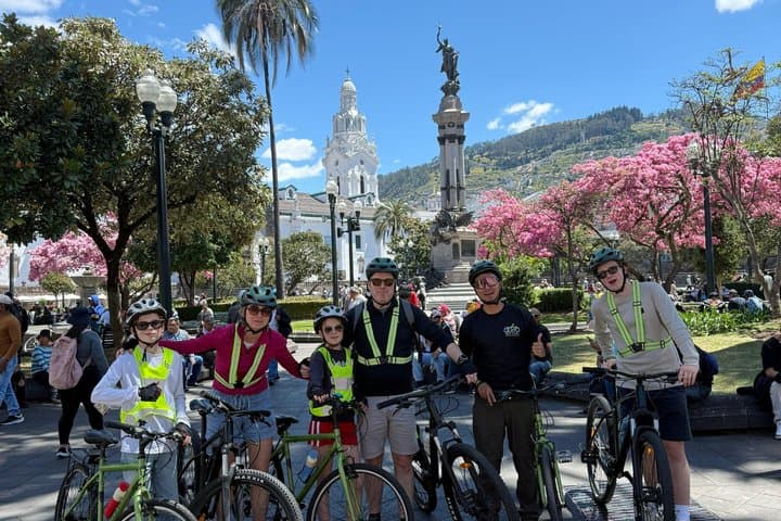 Quito Cultural Bike Tour - Group