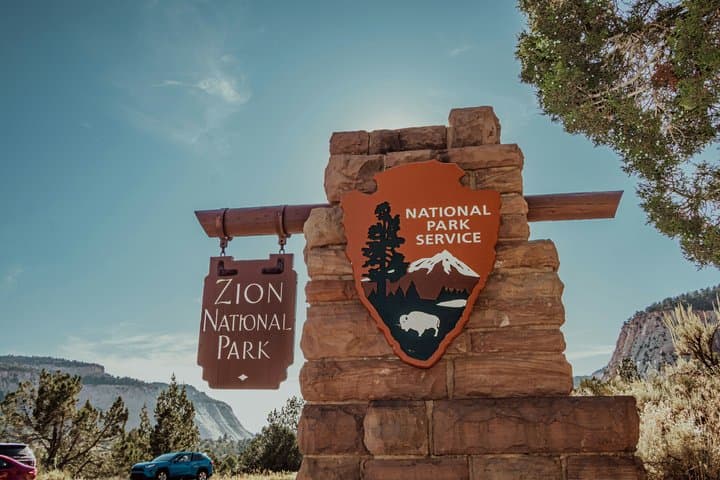 From SLC: Small Group Tour to Bryce Canyon and Zion National Park