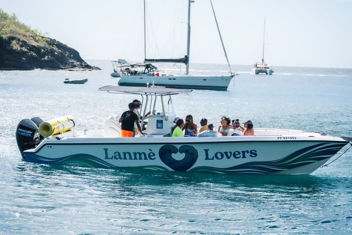 Half day boat South Martinique snorkeling turtles and relaxation
