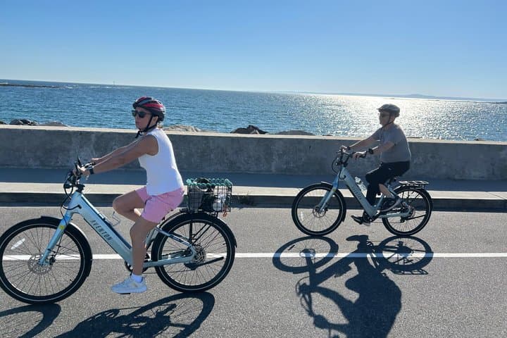 Coastal Kennebunkport E-Bike Adventure