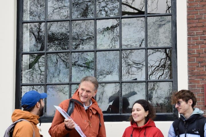 2 Hours Walking Tour Throughout History and Highlights of Hoorn