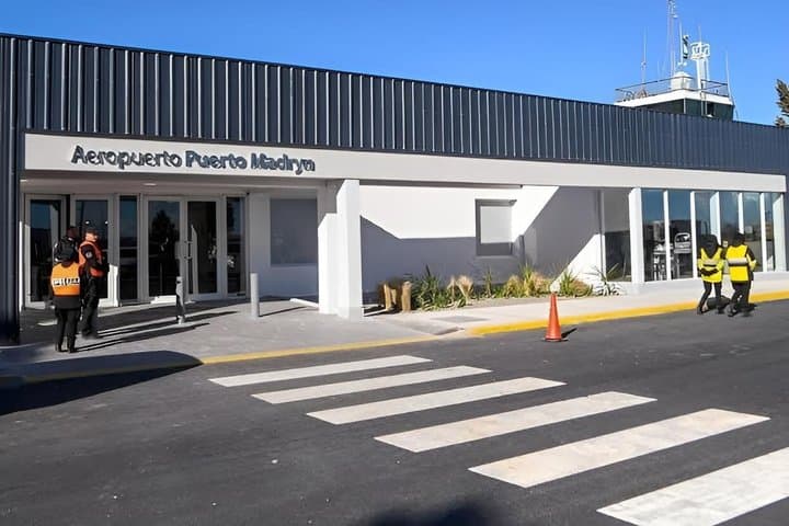 Transfer El Tehuelche Airport Puerto Madryn