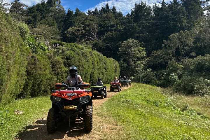 Medellin : Off-Road Adventure in ATV, Quad-Adrenalin-waterfall