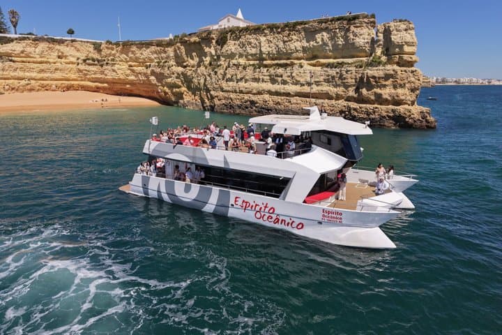 Portimao: Brunch and Benagil Caves