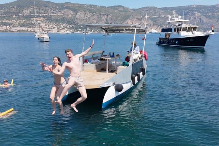 Exclusive Tour - Outstanding Solar Boats - Professional Captains