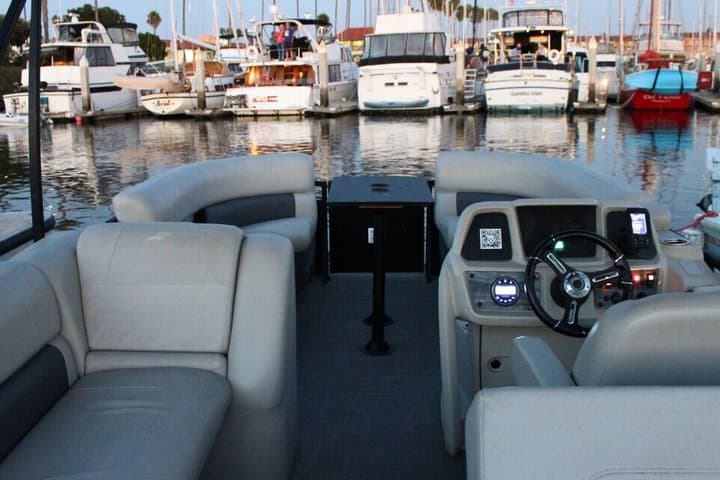 Pontoon WX E-Boat Rental in Ventura