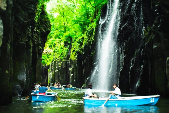 From Fukuoka: Takachiho Gorge One Day Private Guide Tour