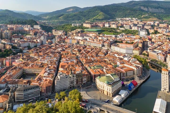 Bilbao Private City Highlights Tour