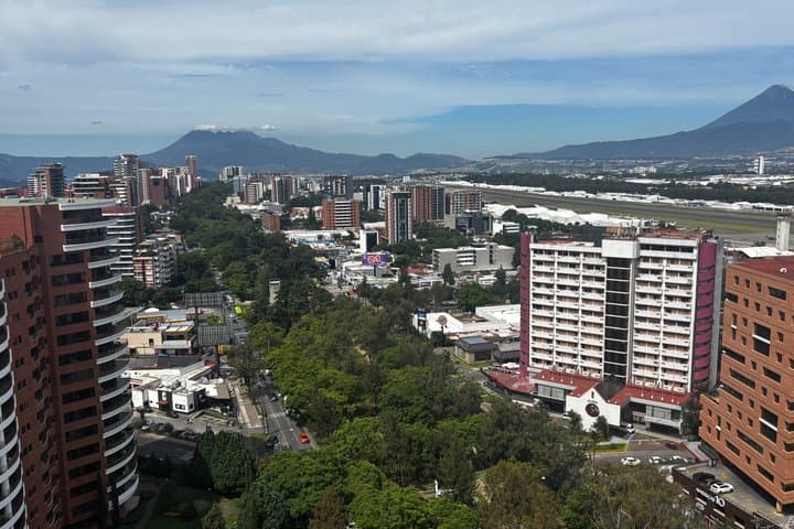 Guatemala City Berlin Plaza Self Guided Walking Tour