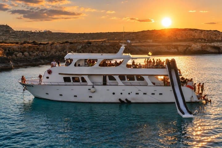 SUNSET LUXURY YACHT Protaras - HUGE slide - BBQ - 1 free drink