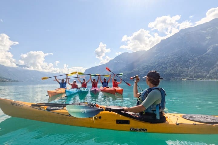 Kayak Tour of the Turquoise Lake Brienz