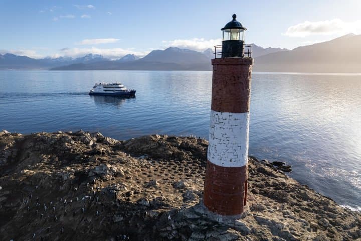 Explore the Beagle Channel: Navigate and Trek the Bridges Islands