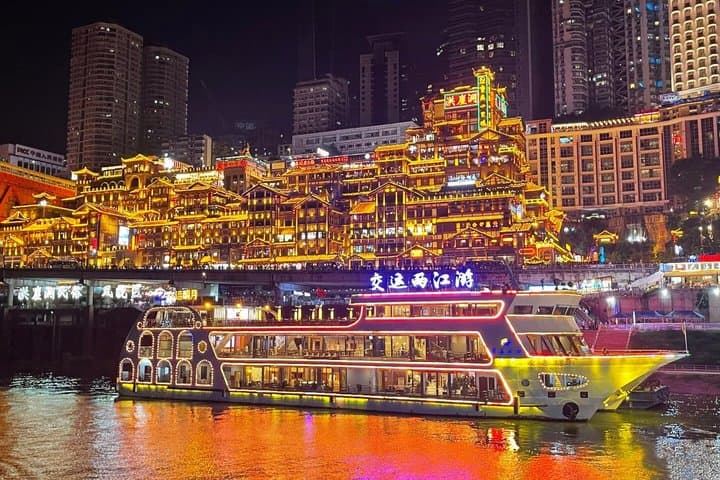 Chongqing: VIP Two Rivers Night Cruise Ticket With Live Show