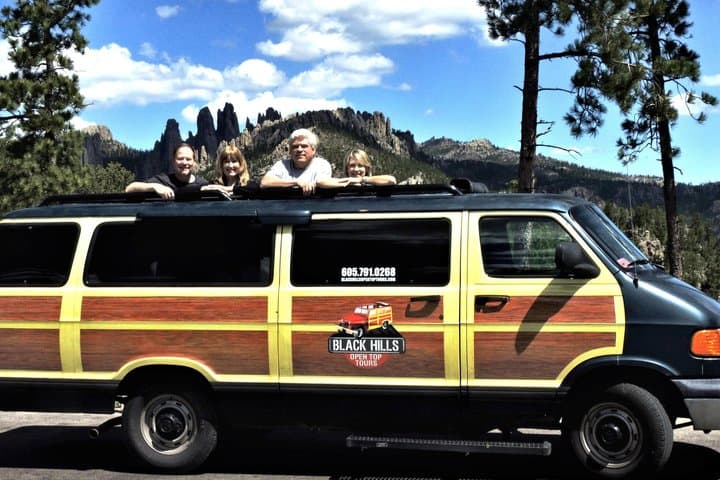 Convertible-Top Private Tour Mt Rushmore/Crazy Horse/Custer Park