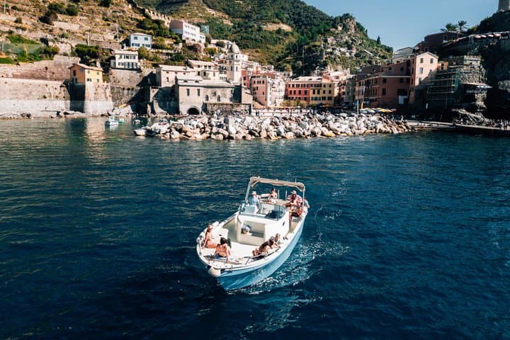 Cinque Terre Boat Tours Experience