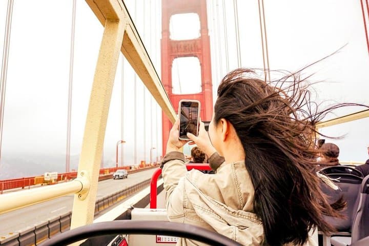SF: Hop-on Hop-off Sightseeing Tour by Open-top Bus with 17 Stops