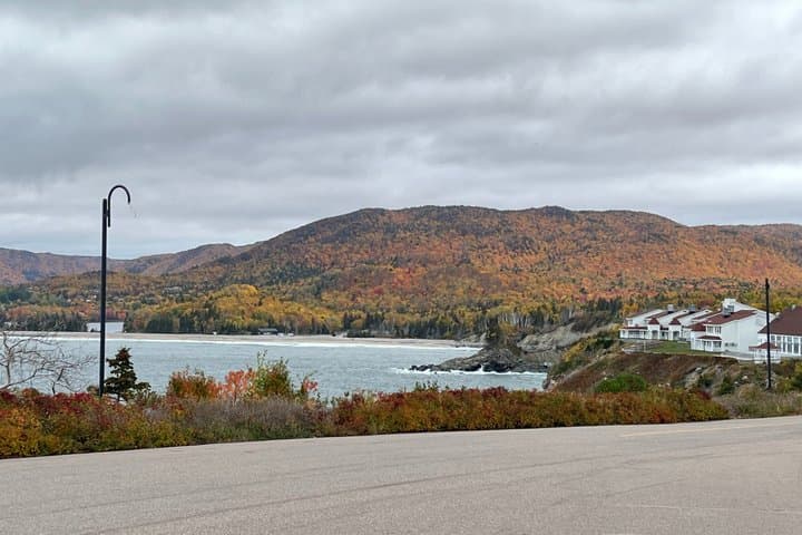 Cabot Trail, Ingonish Sceneic Small Group Tour Cape Breton Island