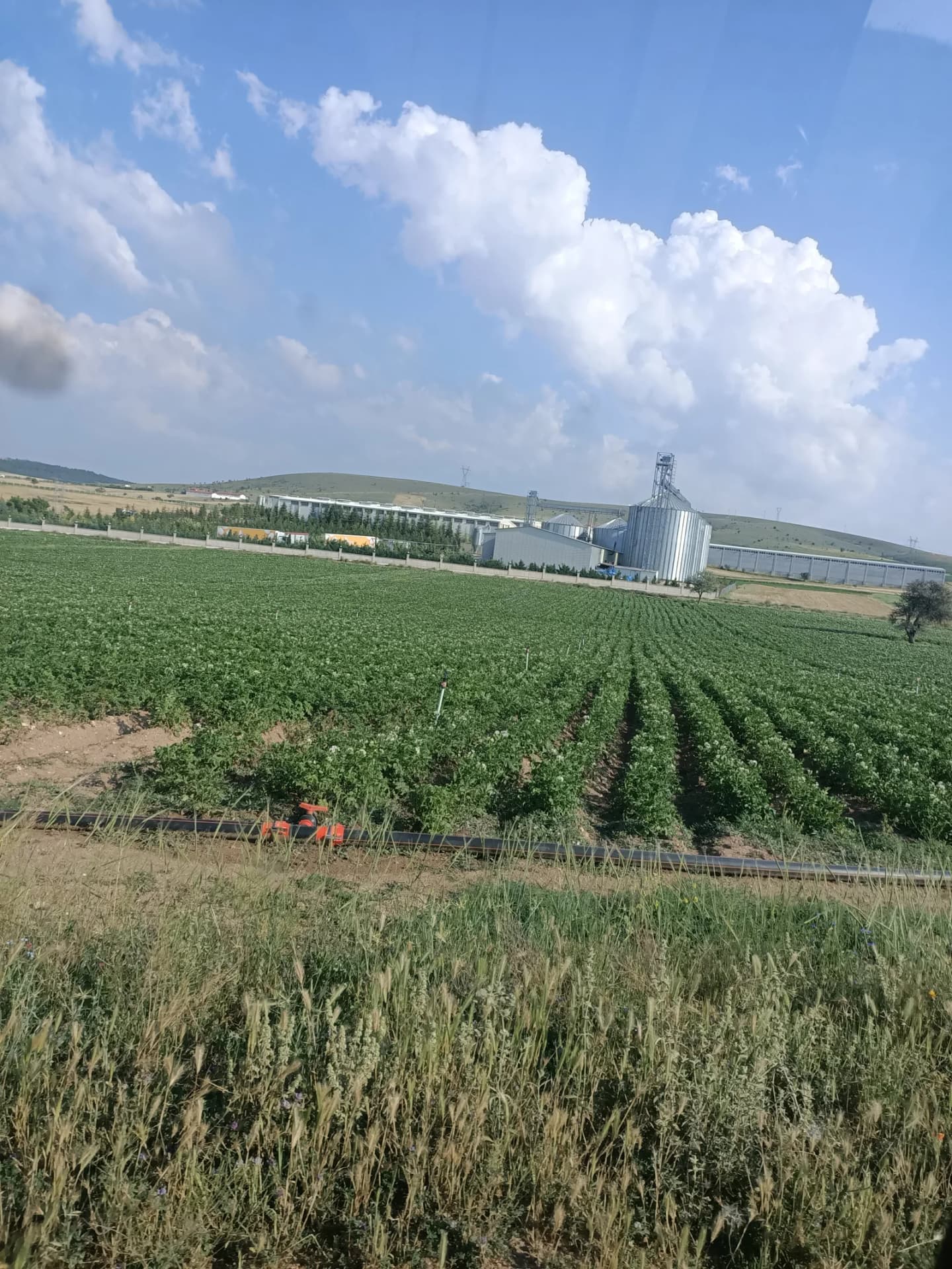 Yukarıtandır