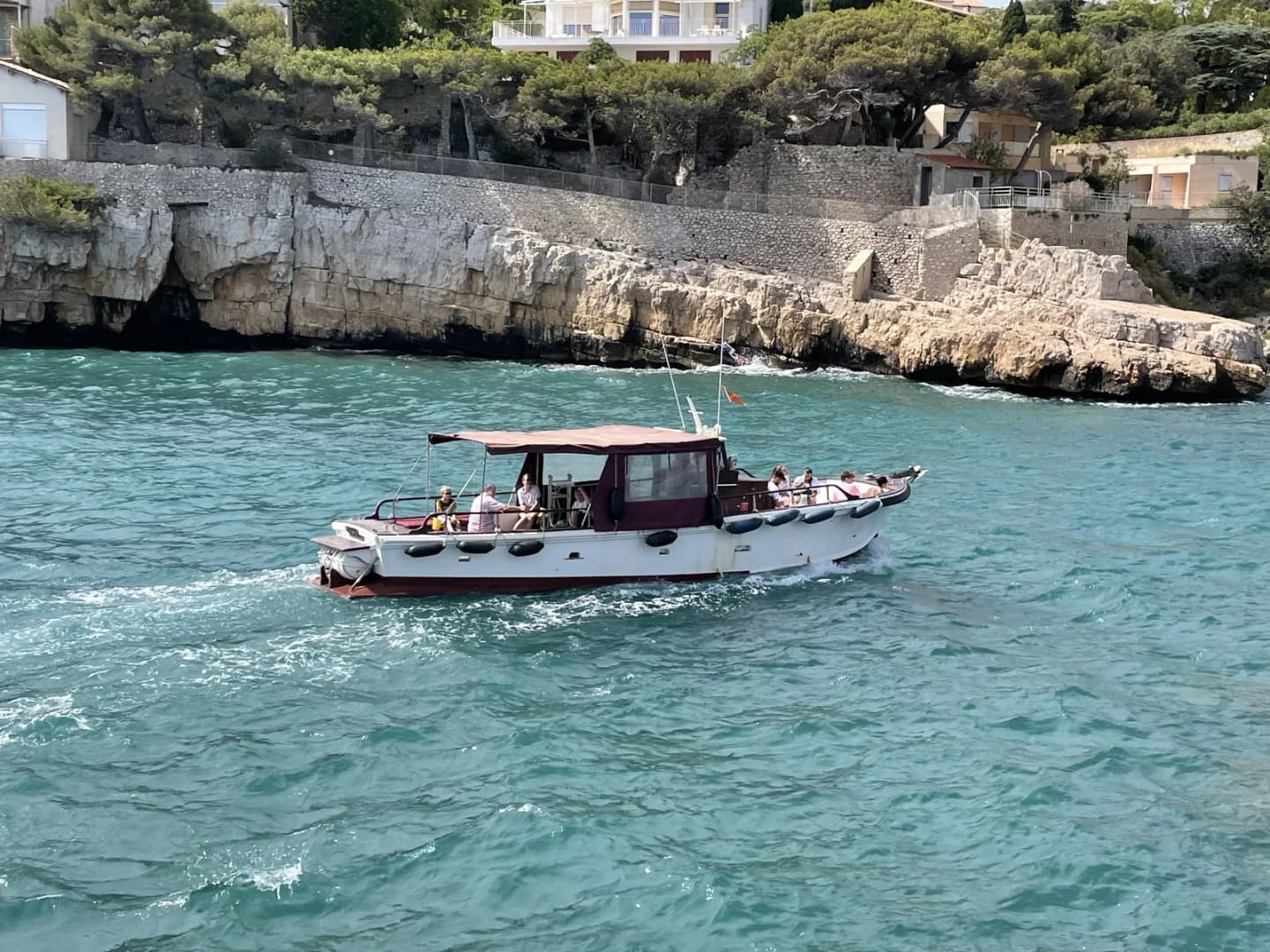 Balade en bateau dans les calanques de Cassis