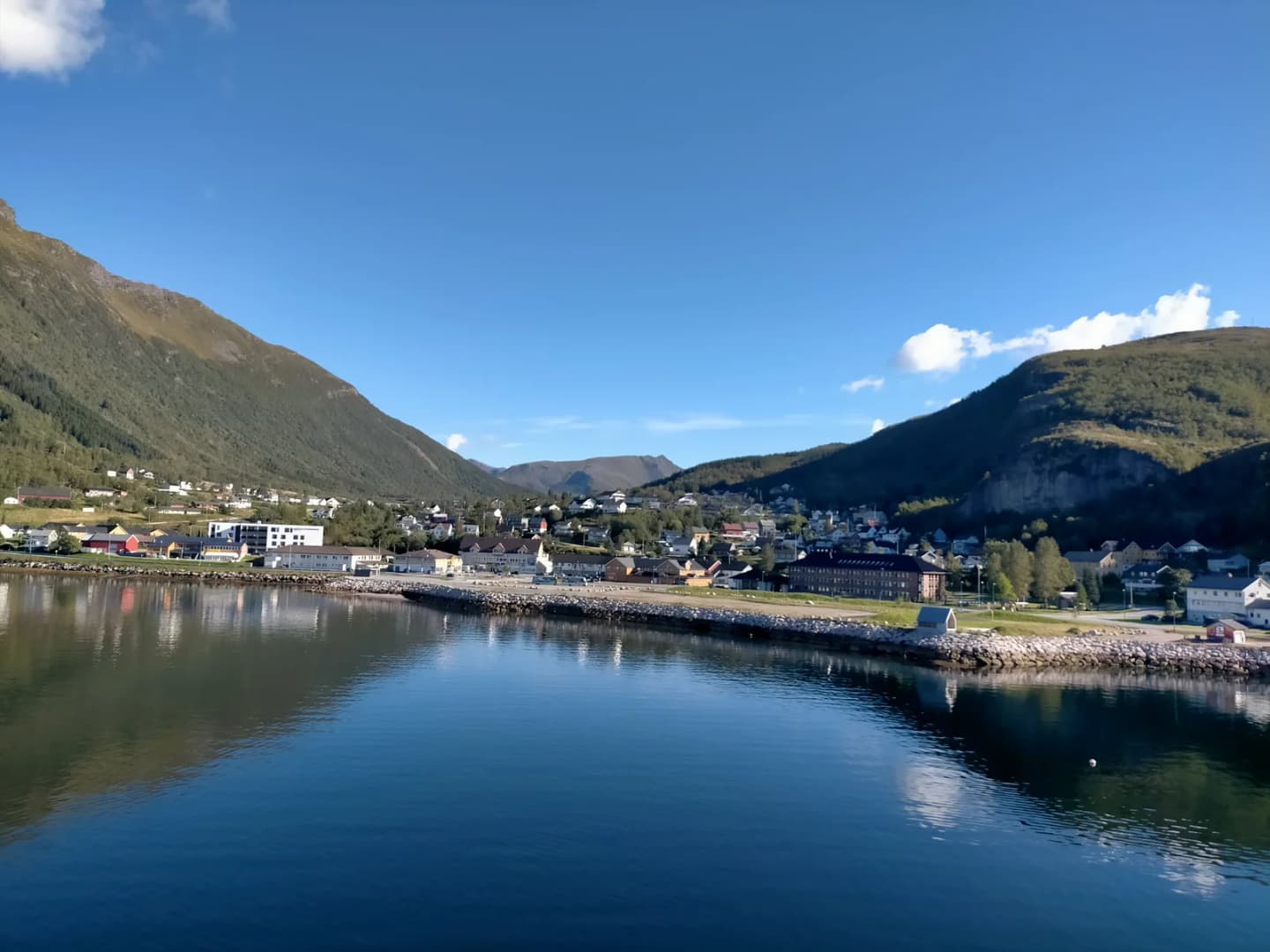 Ørnes