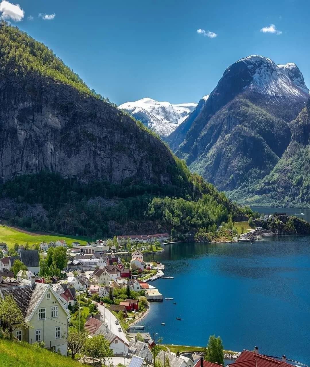 Aurland