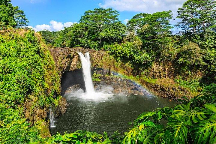 Big Island in a Day: Volcanoes Waterfalls Sightseeing and History