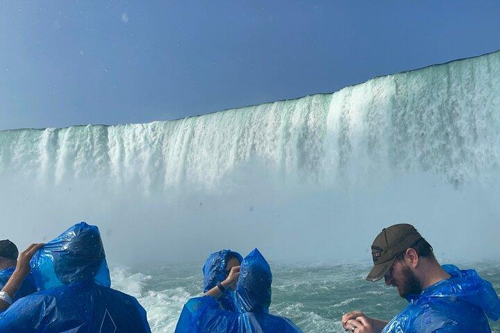 Niagara Falls Tour with Ticket for the Iconic Maid of the Mist